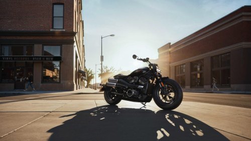 The cruiser that feels compact, confident, and surprisingly quick