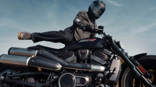 The cruiser that feels compact, confident, and surprisingly quick