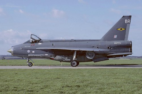 10 mind-blowing features of the English Electric Lightning fighter