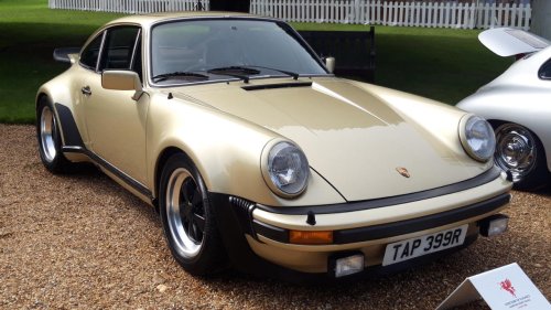12 vintage cars that defined an entire generation