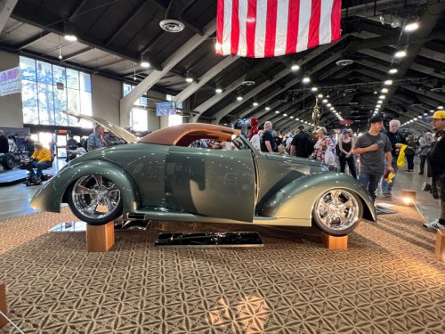 Pick your winners at the 2026 Grand National Roadster Show