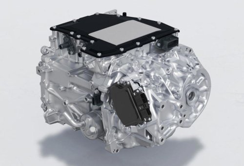 元は取れる? ダイハツ初の量産電気自動車について気になることを聞いてきた