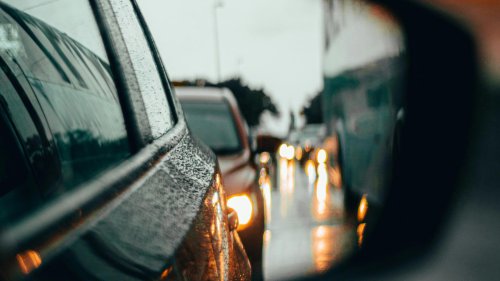 10 Mistakes Overconfident Drivers Make &amp; 10 Nervous Drivers Do