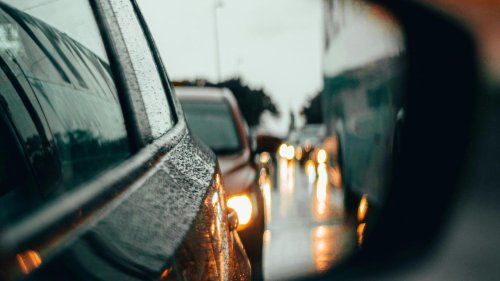 10 Mistakes Overconfident Drivers Make &amp; 10 Nervous Drivers Do