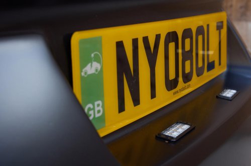 Cómo este deportivo eléctrico está revolucionando la carga de vehículos eléctricos