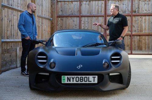 Cómo este deportivo eléctrico está revolucionando la carga de vehículos eléctricos