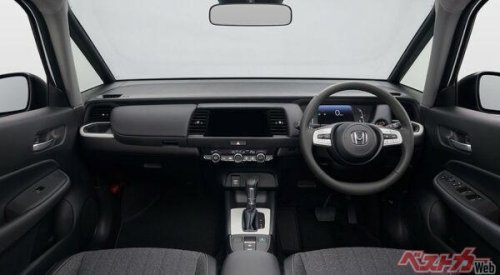 いまや軽も300万円の時代! 新車が高すぎる時代にクルマのプロが太鼓判を押す「お値段以上のクルマ4選」