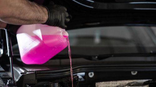 IAT Vs. OAT. Vs. HOAT Coolant: What're The Differences And Which Type Do You Need?