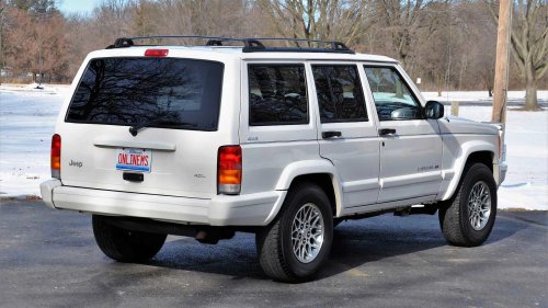 Reliable 90s SUVs for nostalgic millennial families