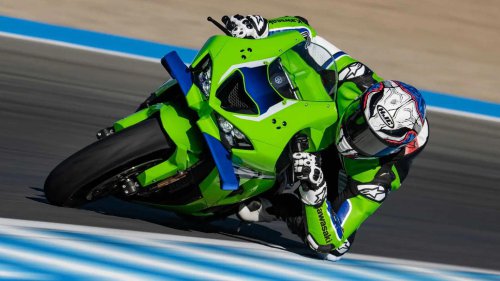 The Kawasaki sports bike that rivals the Yamaha R1 at a lower price