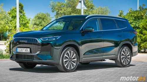 6.700 € de rebaja dejan al EBRO S800 a precio de Sportage pero con 7 plazas y un equipamiento difícil de igualar