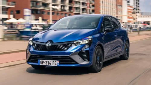 Un tribunal alemán ha ordenado a Renault suspender la venta de Clio y Mégane