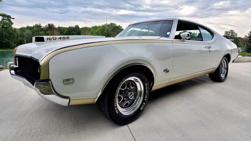 Oldsmobile, Pontiac, Oldsmobile's rarest muscle car rivaled the Pontiac GTO