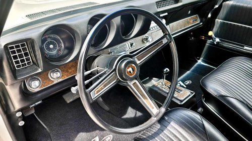 Oldsmobile's rarest muscle car rivaled the Pontiac GTO