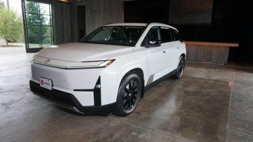 2027 Highlander EV brings 338 HP and 320 miles of range
