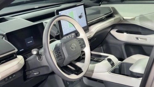 Toyota, Toyota Highlander, Battery, 2027 Toyota Highlander is a three-row EV with Toyota's biggest battery