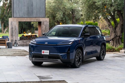 Gallery 2027 Toyota Highlander
