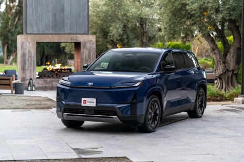 Gallery 2027 Toyota Highlander