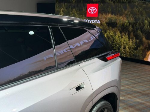 Toyota, Toyota Highlander, 2027 Toyota Highlander goes electric with 320 miles of range and an actually interesting design