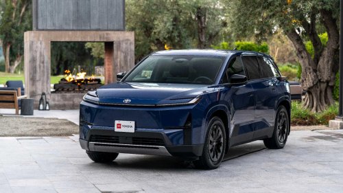 Toyota, Toyota Highlander, 2027 Toyota Highlander EV packs 338 HP and 320 miles of range