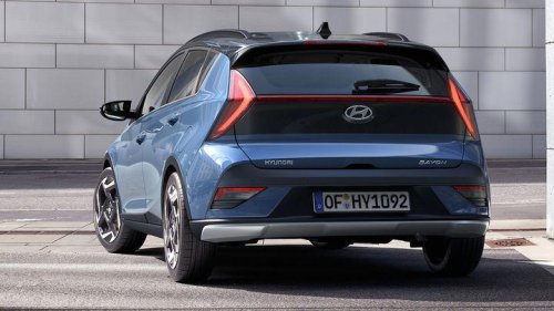 Hyundai, Hyundai Bayon, Hyundai aprieta con el BAYON básico, ahora lleva turbo y baja 2.300 € para plantar cara a los SUV chinos