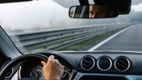 10 things driving gives you that public transit never will & 10 transit does better