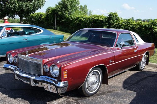 6 Chrysler luxury cars that quietly rivaled Cadillac