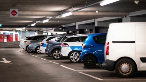 10 things driving gives you that public transit never will &amp; 10 transit does better