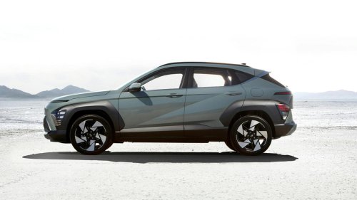 10 cars with the cheapest insurance rates & 10 with the priciest
