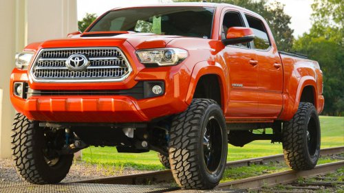 10 Toyota models that’ll last forever &amp; 10 that age faster than you’d expect