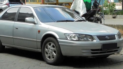 10 Toyota models that’ll last forever &amp; 10 that age faster than you’d expect