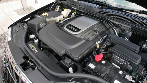 Jeep, Jeep Grand Cherokee, Jeep Grand Cherokee could get a V8 to appease the Hurricane haters