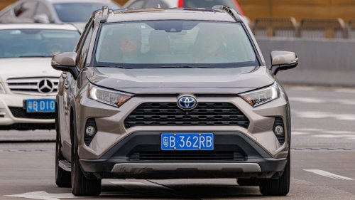 10 SUVs developing reputations for extreme mileage