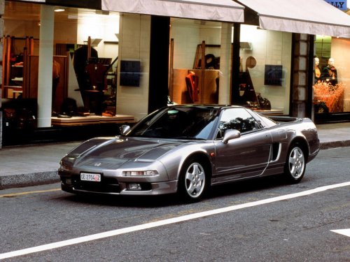 リトラクタブルヘッドライトはなぜ消えたのか? 「禁止」の真相と復活の可能性