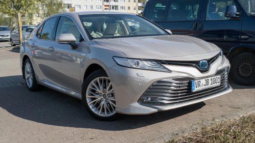 20 'reliable' cars with surprisingly pricey repairs