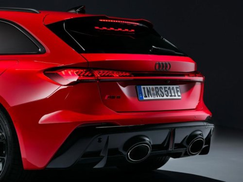 Even the new Audi RS5 itself looks shocked by how powerful its PHEV V6 is