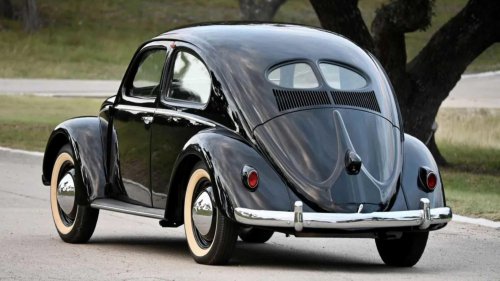 VW Beetle engine rebuild shows the people's car was weird to the core