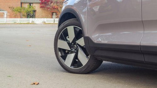 Volvo, 2026 Volvo EX40 review: Growing up green