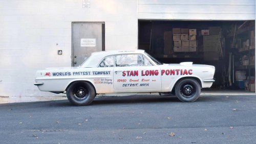 Pontiac's secret factory drag weapon that existed before the GTO and broke every rule