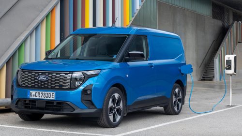 Ford, Ford amplía su ventaja en la venta de furgonetas en Europa con una E-Transit Courier más capaz y conectada