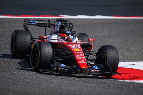 De mal en peor para Aston Martin: susto para el Mercedes F1 de Andrea Kimi Antonelli y Ferrari sigue líder