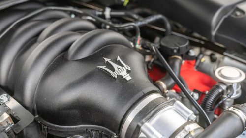 The sports car that depreciates faster than any other model