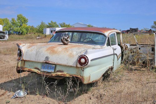 Descubrimientos de desguace de Windy Hill Auto Parts en New London, Minnesota