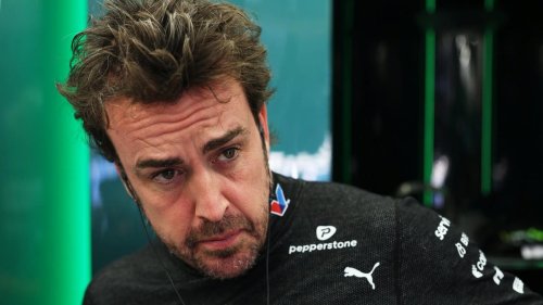 Alonso tiene plena confianza en Aston Martin y en Newey... en Honda no tanta: “Aún no entendemos bien el reglamento”