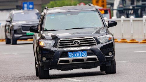10 SUVs that handle high mileage better than expected