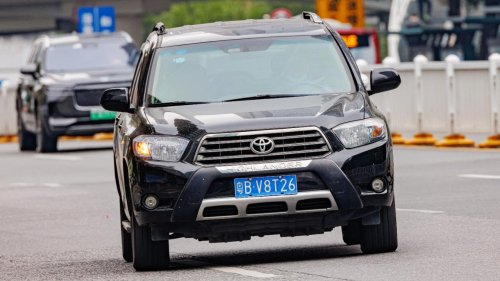 10 SUVs that handle high mileage better than expected