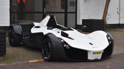 16 high-performance street-legal cars ranked by top speed
