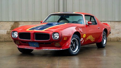 The muscle car that didn’t get the memo about downsizing