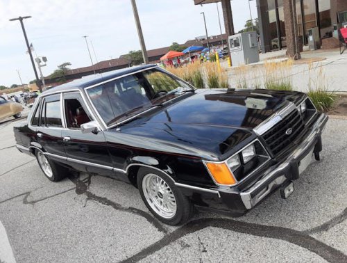 1986 Ford LTD: Foxy four-door