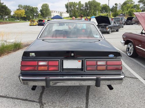 1986 Ford LTD: Foxy four-door